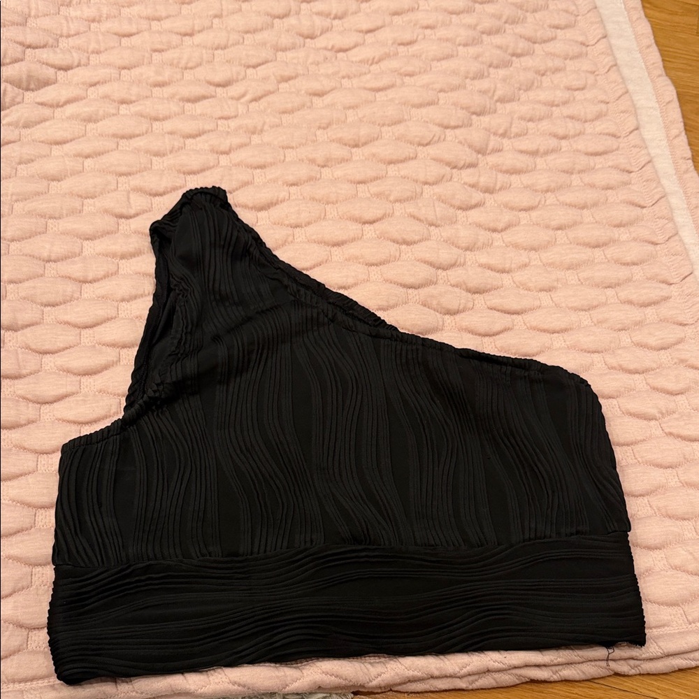 Black One-Shoulder Top with zipper on side
